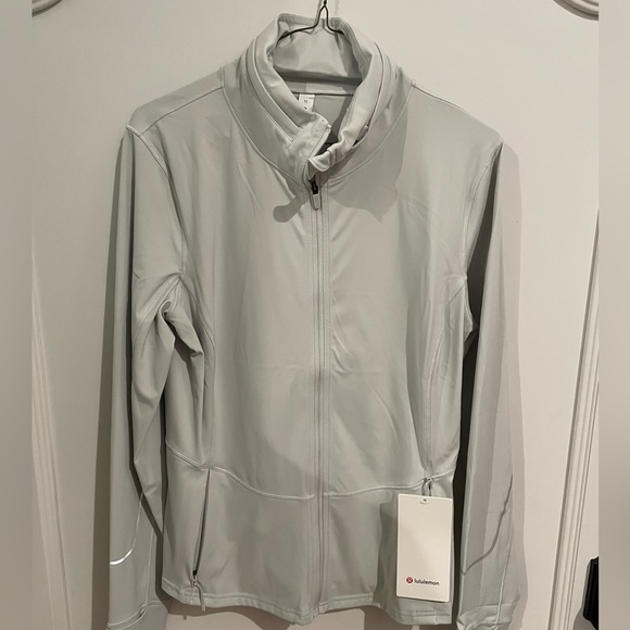 Lululemon Nulux Reflective Running jacket - Picture 6 of 6